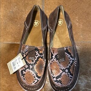 NWT Ariat® Ladies Snake Print and Coffee Bean Cruiser